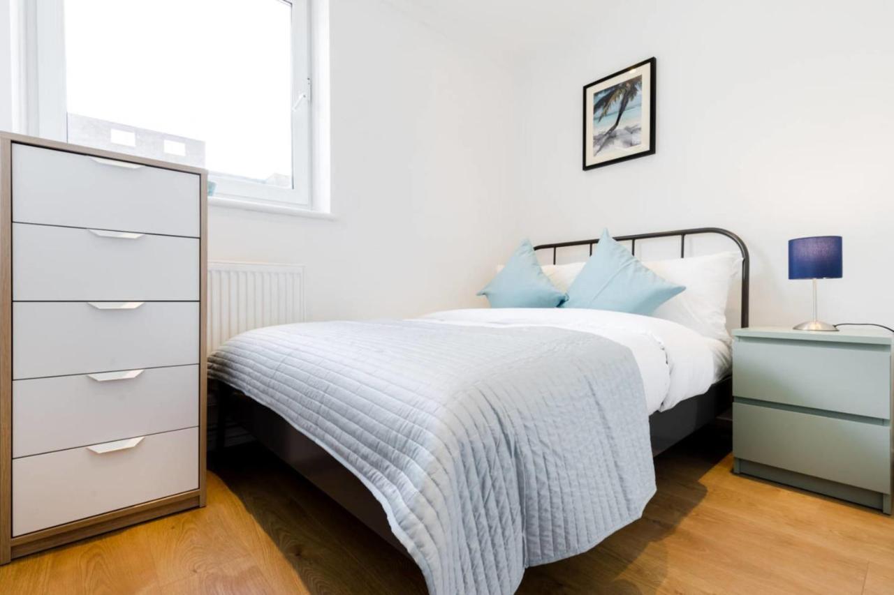 Cosy 4 Bed Apt In Central Sleeps 8 Apartament Londra